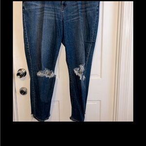 American Eagle Mom jeans